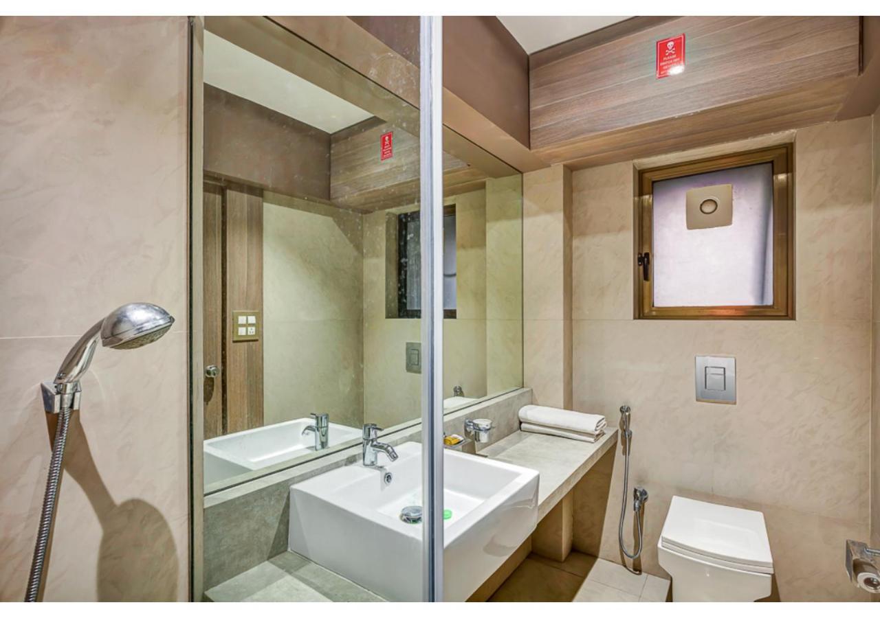 Ashok Deluxe Apartments, Marol Andheri East Мумбай Екстериор снимка