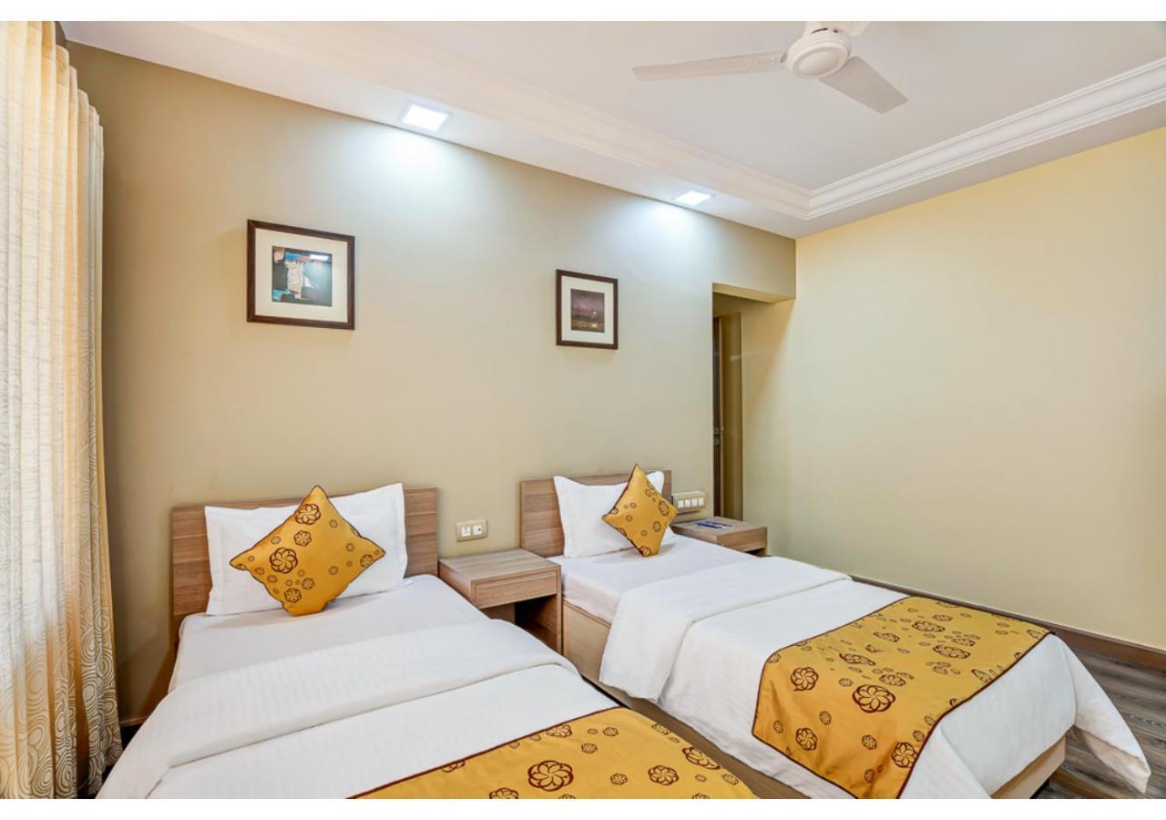 Ashok Deluxe Apartments, Marol Andheri East Мумбай Екстериор снимка