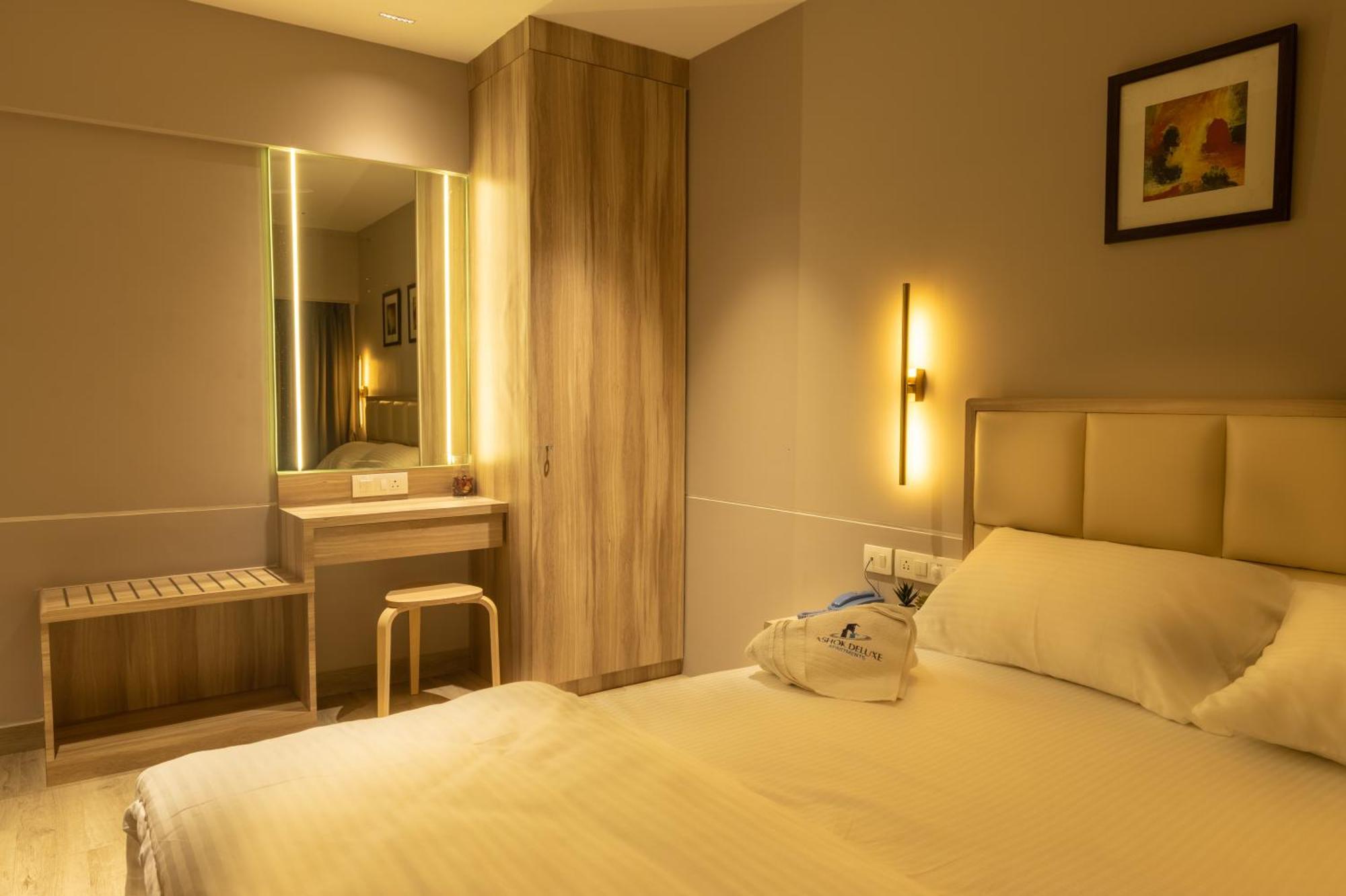 Ashok Deluxe Apartments, Marol Andheri East Мумбай Екстериор снимка